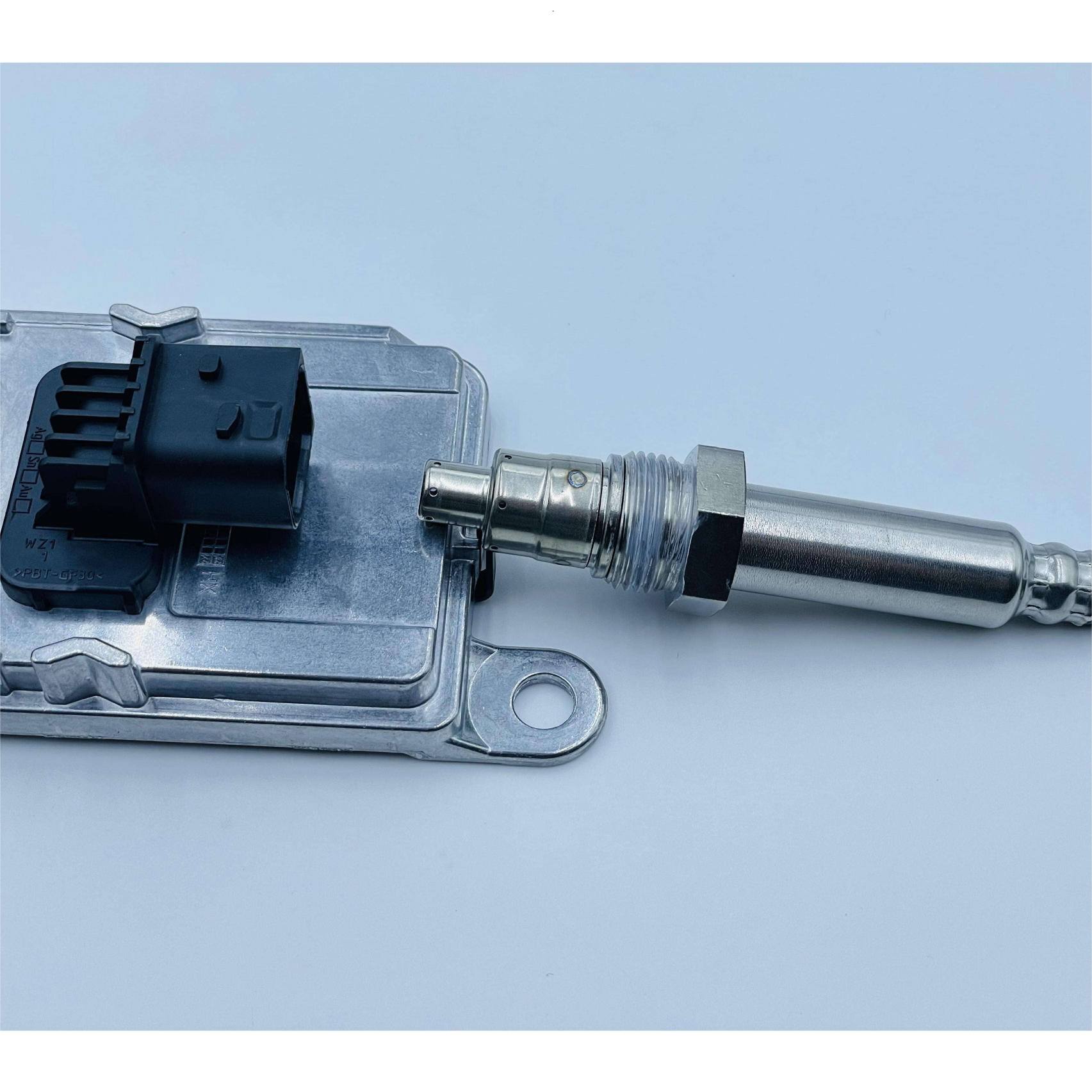 Scania P-G-R-T Series NOx sensor 2296801 2294291 2064767 2064769 2247381